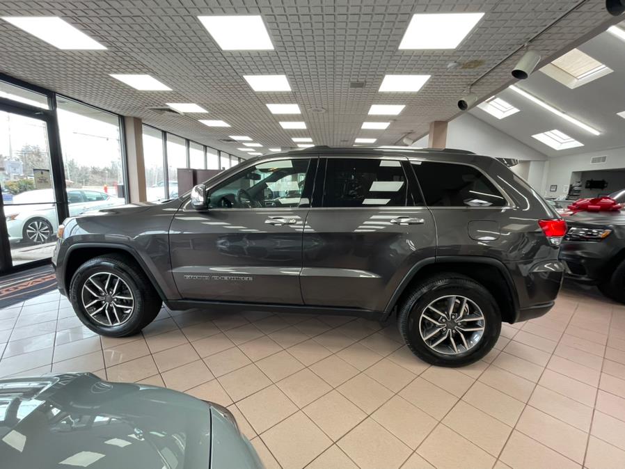 Used Jeep Grand Cherokee Limited 4x4 2019 | Power Motors East. Massapequa Park, New York Used Jeep Grand Cherokee Limited 4x4 2019 | Power Motors East. Massapequa Park, New York