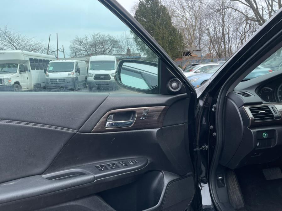 Used Honda Accord EX-L. CLEAN CARFAX! 2017 | Sunrise of Elmont. Elmont, New York Used Honda Accord EX-L. CLEAN CARFAX! 2017 | Sunrise of Elmont. Elmont, New York