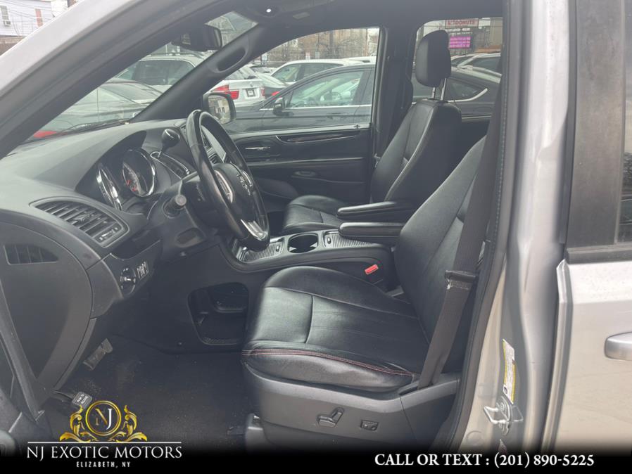 2018 Dodge Grand Caravan GT Wagon, available for sale in Elizabeth, New Jersey | NJ Exotic Motors. Elizabeth, New Jersey 2018 Dodge Grand Caravan GT Wagon, available for sale in Elizabeth, New Jersey | NJ Exotic Motors. Elizabeth, New Jersey