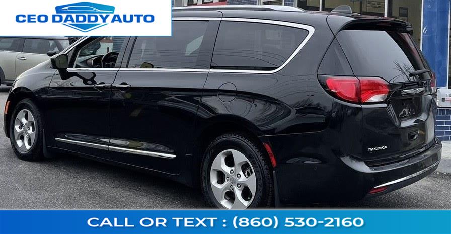 Used Chrysler Pacifica Touring-L Plus FWD 2017 | CEO DADDY AUTO. Online only, Connecticut Used Chrysler Pacifica Touring-L Plus FWD 2017 | CEO DADDY AUTO. Online only, Connecticut
