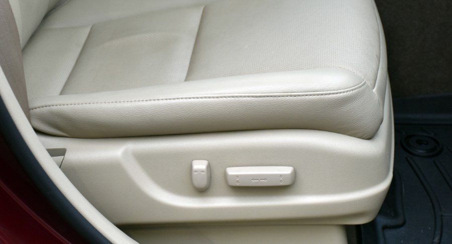 2016 Acura RDX AWD 4dr Tech Pkg, available for sale in Waterbury, Connecticut | Highline Car Connection. Waterbury, Connecticut 2016 Acura RDX AWD 4dr Tech Pkg, available for sale in Waterbury, Connecticut | Highline Car Connection. Waterbury, Connecticut
