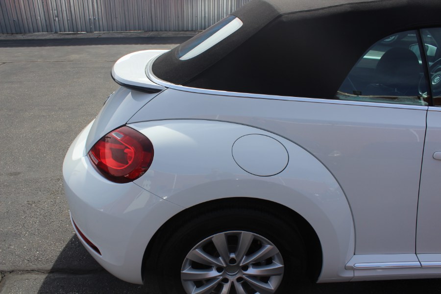 2018 Volkswagen Beetle Convertible SE Auto, available for sale in Deer Park, New York | Car Tec Enterprise Leasing & Sales LLC. Deer Park, New York 2018 Volkswagen Beetle Convertible SE Auto, available for sale in Deer Park, New York | Car Tec Enterprise Leasing & Sales LLC. Deer Park, New York