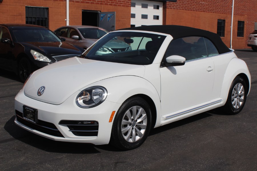 2018 Volkswagen Beetle Convertible SE Auto, available for sale in Deer Park, New York | Car Tec Enterprise Leasing & Sales LLC. Deer Park, New York 2018 Volkswagen Beetle Convertible SE Auto, available for sale in Deer Park, New York | Car Tec Enterprise Leasing & Sales LLC. Deer Park, New York