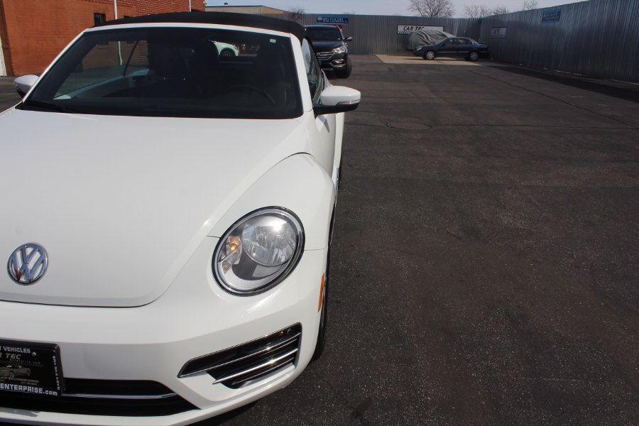 2018 Volkswagen Beetle Convertible SE Auto, available for sale in Deer Park, New York | Car Tec Enterprise Leasing & Sales LLC. Deer Park, New York 2018 Volkswagen Beetle Convertible SE Auto, available for sale in Deer Park, New York | Car Tec Enterprise Leasing & Sales LLC. Deer Park, New York