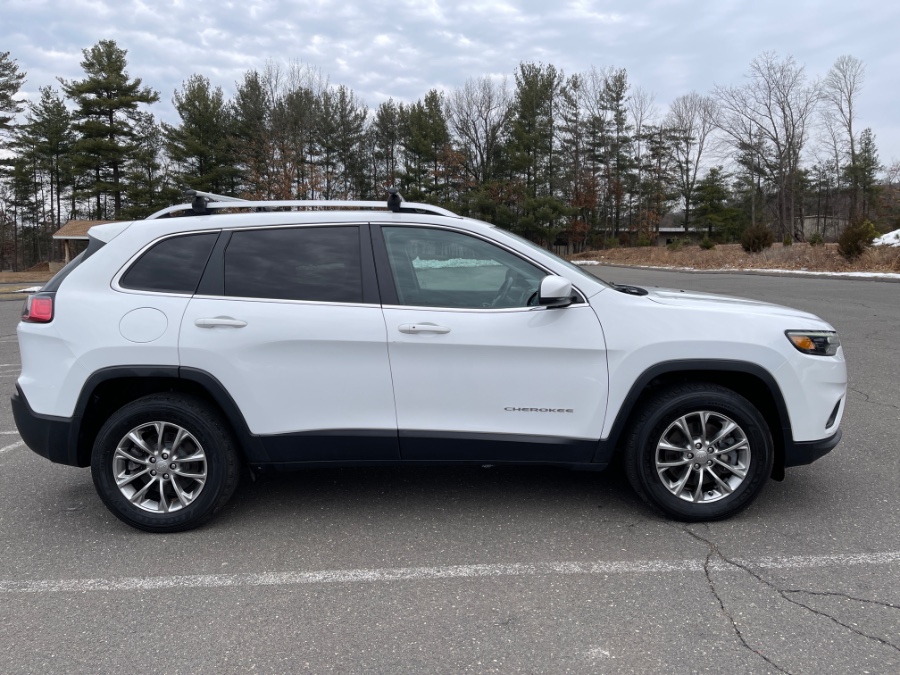 2019 Jeep Cherokee Latitude Plus 4x4, available for sale in Plainville, Connecticut | Farmington Auto Park LLC. Plainville, Connecticut 2019 Jeep Cherokee Latitude Plus 4x4, available for sale in Plainville, Connecticut | Farmington Auto Park LLC. Plainville, Connecticut