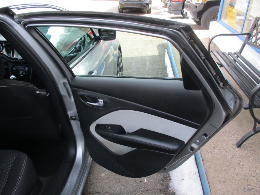 2015 Dodge Dart 4dr Sdn SXT, available for sale in Meriden, Connecticut | Cos Central Auto. Meriden, Connecticut 2015 Dodge Dart 4dr Sdn SXT, available for sale in Meriden, Connecticut | Cos Central Auto. Meriden, Connecticut