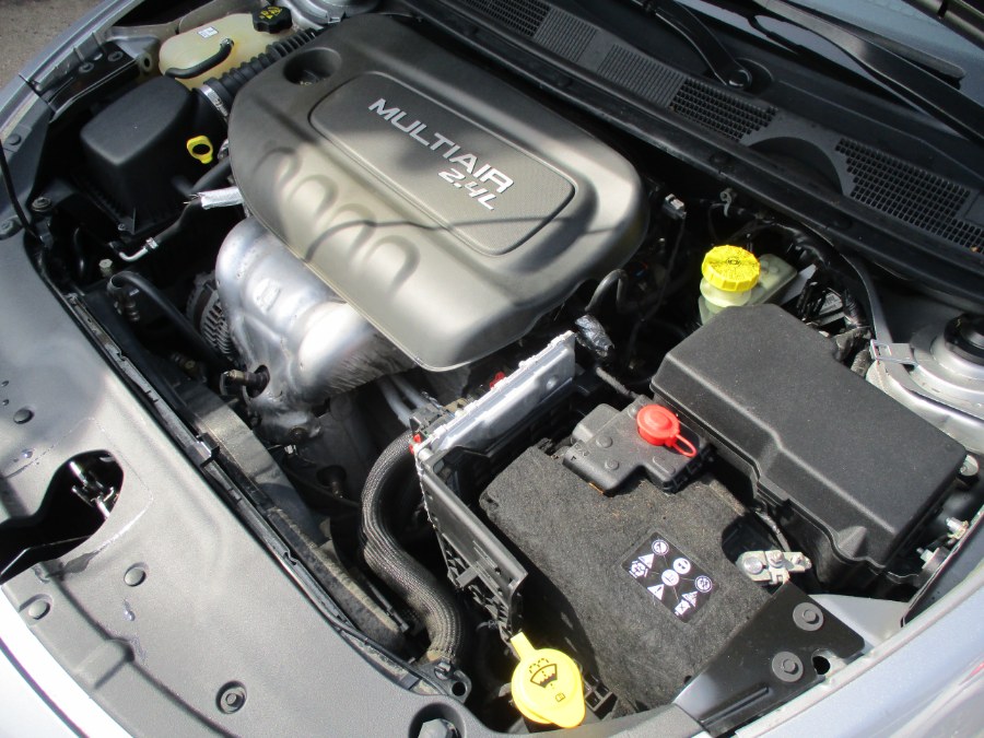 2015 Dodge Dart 4dr Sdn SXT, available for sale in Meriden, Connecticut | Cos Central Auto. Meriden, Connecticut 2015 Dodge Dart 4dr Sdn SXT, available for sale in Meriden, Connecticut | Cos Central Auto. Meriden, Connecticut