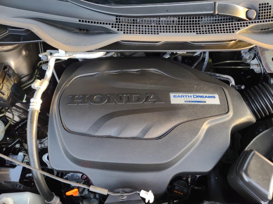 2018 Honda Odyssey EX-L w/Navi/RES Auto, available for sale in Wantagh, New York | Alpine Motors Inc. Wantagh, New York 2018 Honda Odyssey EX-L w/Navi/RES Auto, available for sale in Wantagh, New York | Alpine Motors Inc. Wantagh, New York