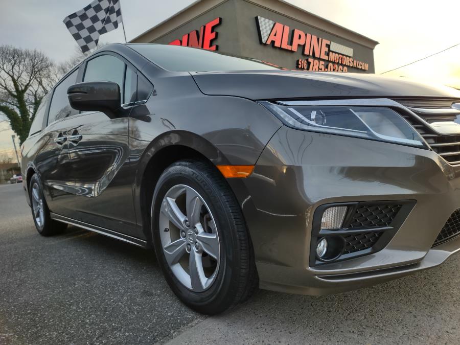 2018 Honda Odyssey EX-L w/Navi/RES Auto, available for sale in Wantagh, New York | Alpine Motors Inc. Wantagh, New York 2018 Honda Odyssey EX-L w/Navi/RES Auto, available for sale in Wantagh, New York | Alpine Motors Inc. Wantagh, New York