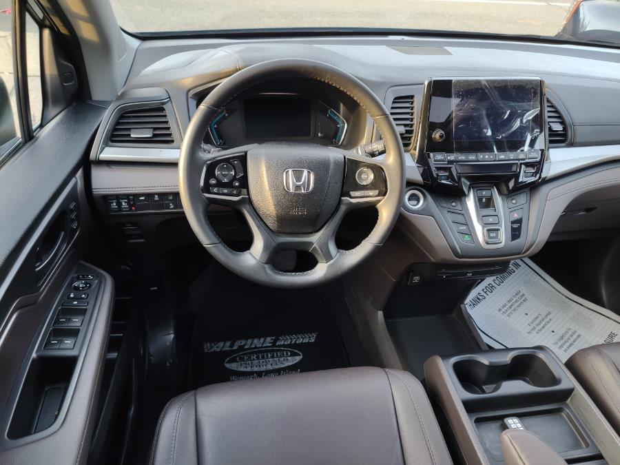 2018 Honda Odyssey EX-L w/Navi/RES Auto, available for sale in Wantagh, New York | Alpine Motors Inc. Wantagh, New York 2018 Honda Odyssey EX-L w/Navi/RES Auto, available for sale in Wantagh, New York | Alpine Motors Inc. Wantagh, New York