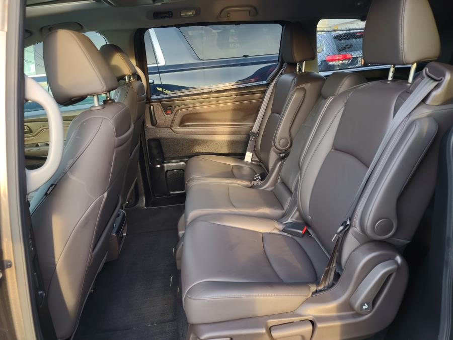 2018 Honda Odyssey EX-L w/Navi/RES Auto, available for sale in Wantagh, New York | Alpine Motors Inc. Wantagh, New York 2018 Honda Odyssey EX-L w/Navi/RES Auto, available for sale in Wantagh, New York | Alpine Motors Inc. Wantagh, New York