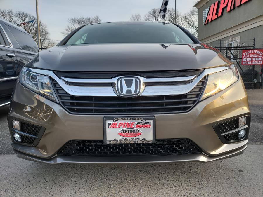 2018 Honda Odyssey EX-L w/Navi/RES Auto, available for sale in Wantagh, New York | Alpine Motors Inc. Wantagh, New York 2018 Honda Odyssey EX-L w/Navi/RES Auto, available for sale in Wantagh, New York | Alpine Motors Inc. Wantagh, New York
