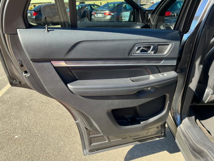 Used Ford Explorer 4WD 4dr Sport 2016 | Tru Auto Mall. Berlin, Connecticut Used Ford Explorer 4WD 4dr Sport 2016 | Tru Auto Mall. Berlin, Connecticut