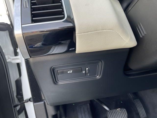 Used Land Rover Range Rover Sport 3.0L V6 Supercharged HSE 2015 | Hillside Auto Outlet. Jamaica, New York Used Land Rover Range Rover Sport 3.0L V6 Supercharged HSE 2015 | Hillside Auto Outlet. Jamaica, New York