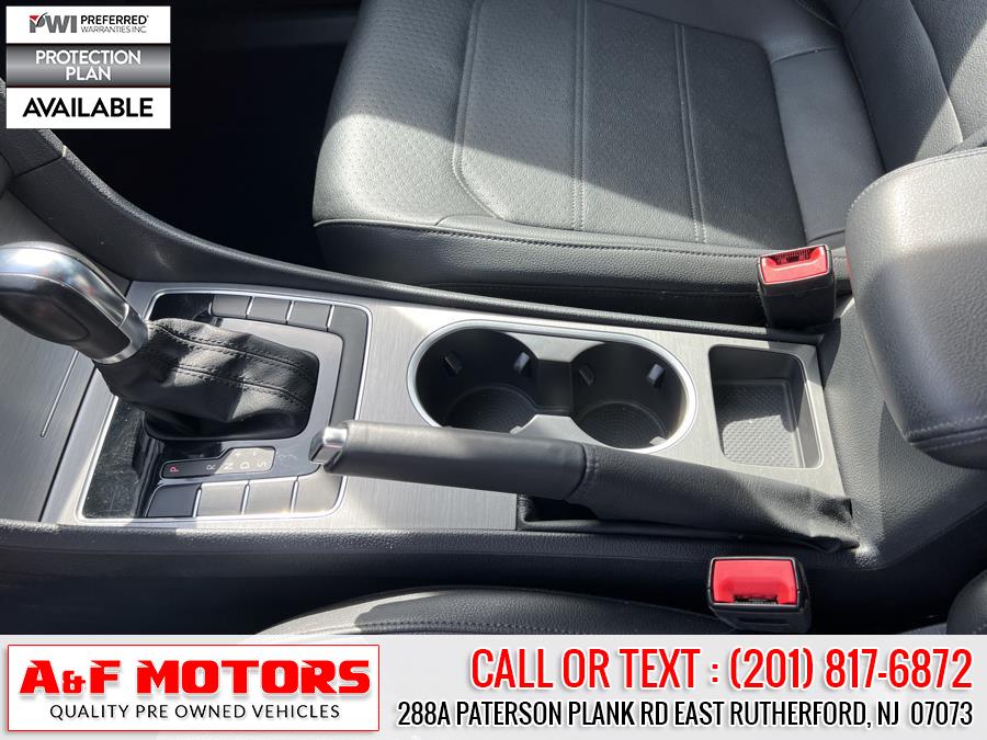2014 Volkswagen Passat 4dr Sdn 1.8T Auto SE w/Sunroof & Nav, available for sale in East Rutherford, New Jersey | A&F Motors LLC. East Rutherford, New Jersey 2014 Volkswagen Passat 4dr Sdn 1.8T Auto SE w/Sunroof & Nav, available for sale in East Rutherford, New Jersey | A&F Motors LLC. East Rutherford, New Jersey