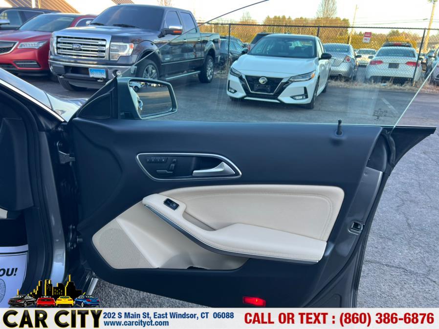 Used Mercedes-Benz CLA-Class 4dr Sdn CLA 250 4MATIC 2015 | Car City LLC. East Windsor, Connecticut Used Mercedes-Benz CLA-Class 4dr Sdn CLA 250 4MATIC 2015 | Car City LLC. East Windsor, Connecticut