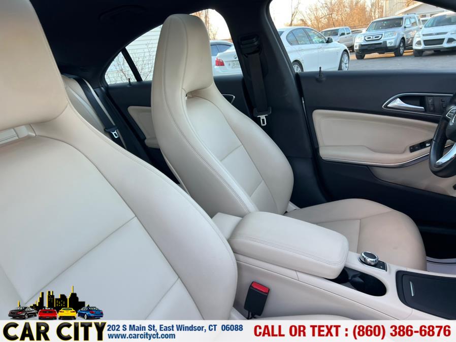 Used Mercedes-Benz CLA-Class 4dr Sdn CLA 250 4MATIC 2015 | Car City LLC. East Windsor, Connecticut Used Mercedes-Benz CLA-Class 4dr Sdn CLA 250 4MATIC 2015 | Car City LLC. East Windsor, Connecticut