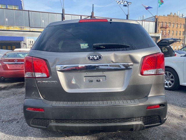 Used Kia Sorento 2WD 4dr I4 LX 2012 | Wide World Inc. Brooklyn, New York Used Kia Sorento 2WD 4dr I4 LX 2012 | Wide World Inc. Brooklyn, New York