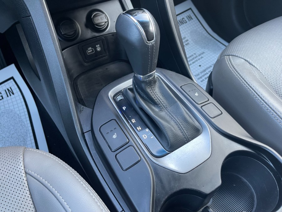 2017 Hyundai Santa Fe Limited 3.3L Auto AWD, available for sale in Paterson, New Jersey | DZ Automall. Paterson, New Jersey 2017 Hyundai Santa Fe Limited 3.3L Auto AWD, available for sale in Paterson, New Jersey | DZ Automall. Paterson, New Jersey