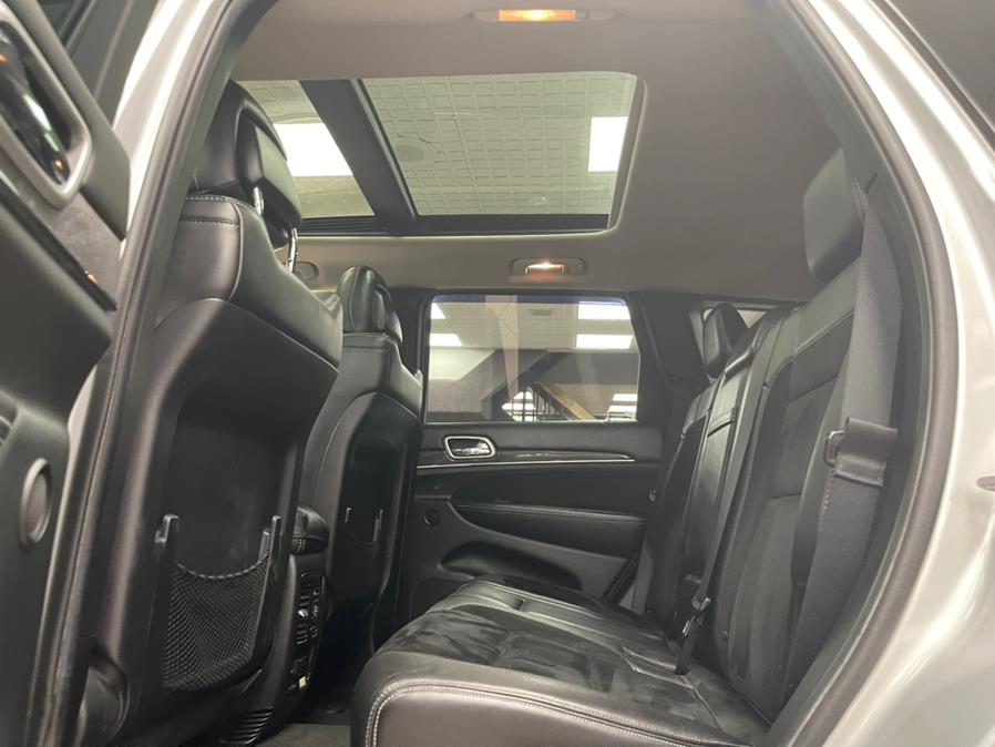 Used Jeep Grand Cherokee 4WD 4dr SRT8 2012 | Power Motors East. Massapequa Park, New York Used Jeep Grand Cherokee 4WD 4dr SRT8 2012 | Power Motors East. Massapequa Park, New York