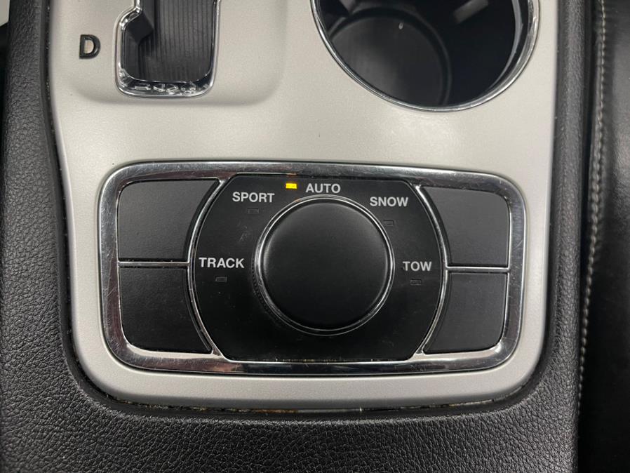 Used Jeep Grand Cherokee 4WD 4dr SRT8 2012 | Power Motors East. Massapequa Park, New York Used Jeep Grand Cherokee 4WD 4dr SRT8 2012 | Power Motors East. Massapequa Park, New York