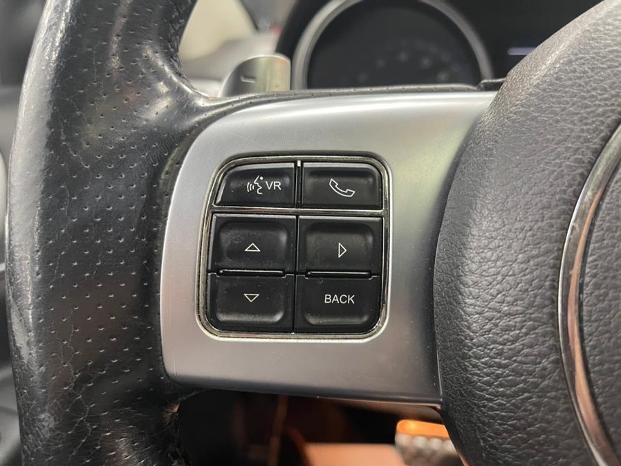 Used Jeep Grand Cherokee 4WD 4dr SRT8 2012 | Power Motors East. Massapequa Park, New York Used Jeep Grand Cherokee 4WD 4dr SRT8 2012 | Power Motors East. Massapequa Park, New York