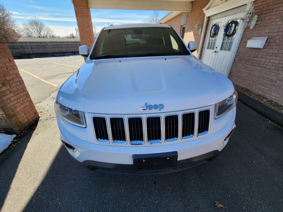 2014 Jeep Grand Cherokee 4WD 4dr Laredo, available for sale in New Britain, Connecticut | Supreme Automotive. New Britain, Connecticut 2014 Jeep Grand Cherokee 4WD 4dr Laredo, available for sale in New Britain, Connecticut | Supreme Automotive. New Britain, Connecticut