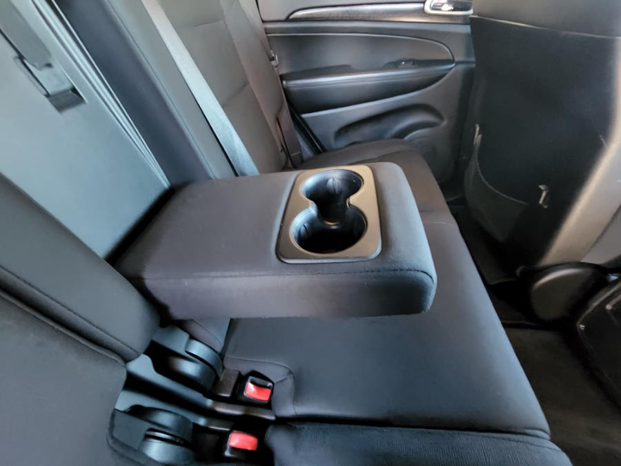 2014 Jeep Grand Cherokee 4WD 4dr Laredo, available for sale in New Britain, Connecticut | Supreme Automotive. New Britain, Connecticut 2014 Jeep Grand Cherokee 4WD 4dr Laredo, available for sale in New Britain, Connecticut | Supreme Automotive. New Britain, Connecticut