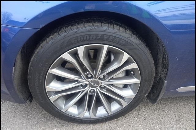 2015 Hyundai Genesis 4dr Sdn V6 3.8L AWD, available for sale in Jamaica, New York | Hillside Used Cars. Jamaica, New York 2015 Hyundai Genesis 4dr Sdn V6 3.8L AWD, available for sale in Jamaica, New York | Hillside Used Cars. Jamaica, New York