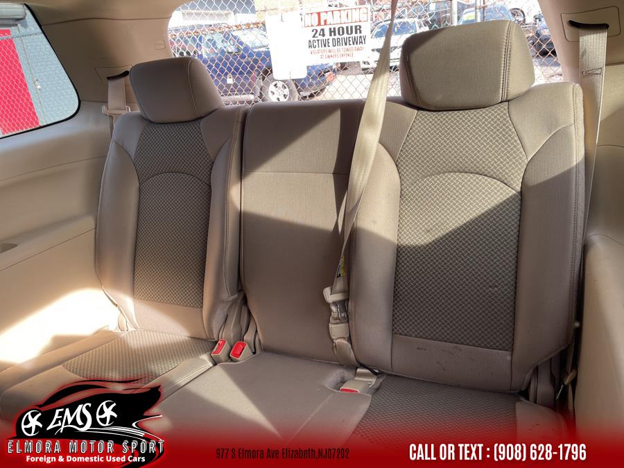 2008 Saturn Outlook FWD 4dr XE, available for sale in Elizabeth, New Jersey | Elmora Motor Sports. Elizabeth, New Jersey 2008 Saturn Outlook FWD 4dr XE, available for sale in Elizabeth, New Jersey | Elmora Motor Sports. Elizabeth, New Jersey