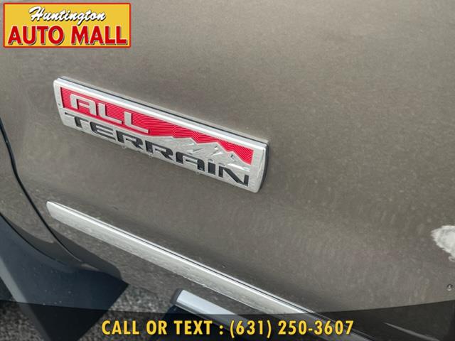 Used GMC Sierra 1500 4WD Crew Cab 153.0" SLT 2015 | Huntington Auto Mall. Huntington Station, New York Used GMC Sierra 1500 4WD Crew Cab 153.0" SLT 2015 | Huntington Auto Mall. Huntington Station, New York