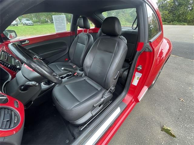 2012 Volkswagen Beetle 2.5L, available for sale in Stratford, Connecticut | Wiz Leasing Inc. Stratford, Connecticut 2012 Volkswagen Beetle 2.5L, available for sale in Stratford, Connecticut | Wiz Leasing Inc. Stratford, Connecticut