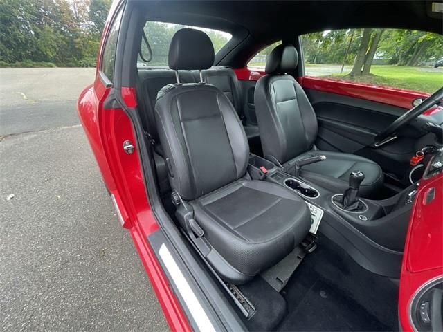 2012 Volkswagen Beetle 2.5L, available for sale in Stratford, Connecticut | Wiz Leasing Inc. Stratford, Connecticut 2012 Volkswagen Beetle 2.5L, available for sale in Stratford, Connecticut | Wiz Leasing Inc. Stratford, Connecticut