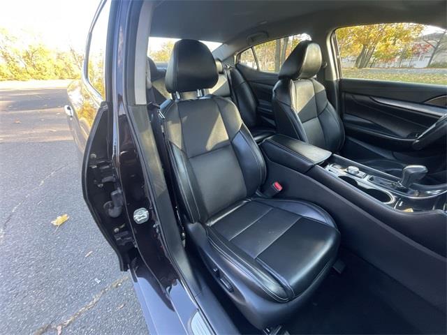 2017 Nissan Maxima SR, available for sale in Stratford, Connecticut | Wiz Leasing Inc. Stratford, Connecticut 2017 Nissan Maxima SR, available for sale in Stratford, Connecticut | Wiz Leasing Inc. Stratford, Connecticut