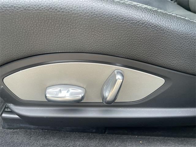 2012 Porsche Panamera 4, available for sale in Stratford, Connecticut | Wiz Leasing Inc. Stratford, Connecticut 2012 Porsche Panamera 4, available for sale in Stratford, Connecticut | Wiz Leasing Inc. Stratford, Connecticut