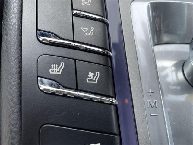 2012 Porsche Panamera 4, available for sale in Stratford, Connecticut | Wiz Leasing Inc. Stratford, Connecticut 2012 Porsche Panamera 4, available for sale in Stratford, Connecticut | Wiz Leasing Inc. Stratford, Connecticut