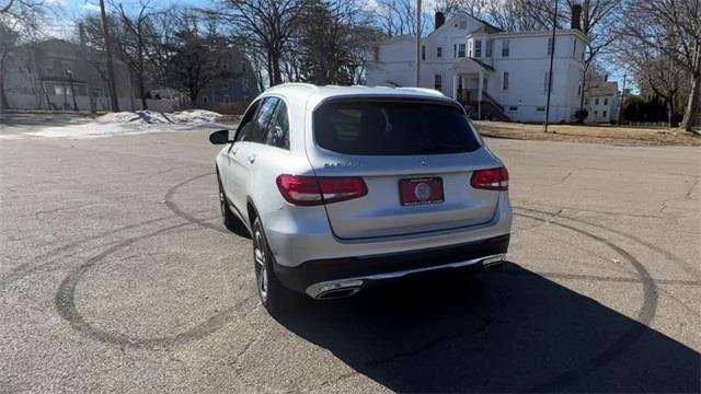 2016 Mercedes-benz Glc GLC 300, available for sale in Stratford, Connecticut | Wiz Leasing Inc. Stratford, Connecticut 2016 Mercedes-benz Glc GLC 300, available for sale in Stratford, Connecticut | Wiz Leasing Inc. Stratford, Connecticut