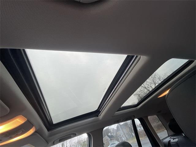 2011 Mercedes-benz Glk GLK 350, available for sale in Stratford, Connecticut | Wiz Leasing Inc. Stratford, Connecticut 2011 Mercedes-benz Glk GLK 350, available for sale in Stratford, Connecticut | Wiz Leasing Inc. Stratford, Connecticut