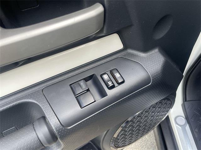 2012 Toyota Fj Cruiser Base, available for sale in Stratford, Connecticut | Wiz Leasing Inc. Stratford, Connecticut 2012 Toyota Fj Cruiser Base, available for sale in Stratford, Connecticut | Wiz Leasing Inc. Stratford, Connecticut