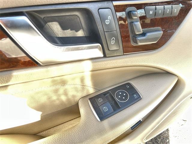 2015 Mercedes-benz C-class C 350, available for sale in Stratford, Connecticut | Wiz Leasing Inc. Stratford, Connecticut 2015 Mercedes-benz C-class C 350, available for sale in Stratford, Connecticut | Wiz Leasing Inc. Stratford, Connecticut