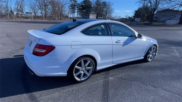 2015 Mercedes-benz C-class C 350, available for sale in Stratford, Connecticut | Wiz Leasing Inc. Stratford, Connecticut 2015 Mercedes-benz C-class C 350, available for sale in Stratford, Connecticut | Wiz Leasing Inc. Stratford, Connecticut