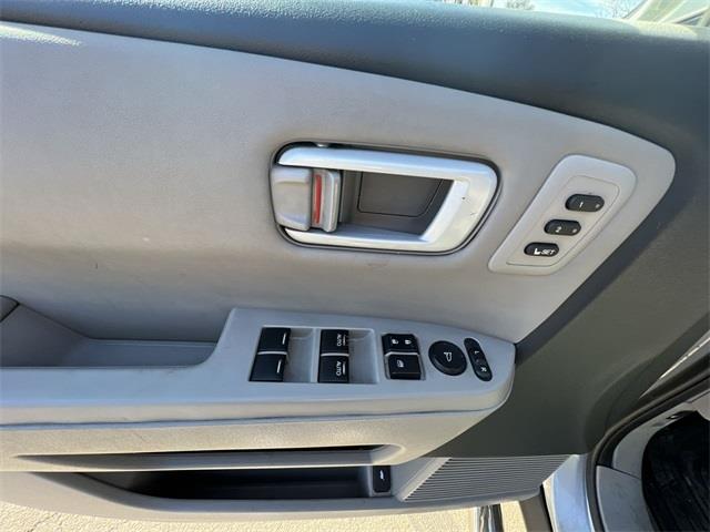 2015 Honda Pilot Touring, available for sale in Stratford, Connecticut | Wiz Leasing Inc. Stratford, Connecticut 2015 Honda Pilot Touring, available for sale in Stratford, Connecticut | Wiz Leasing Inc. Stratford, Connecticut
