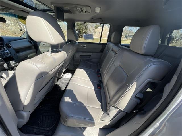 2015 Honda Pilot Touring, available for sale in Stratford, Connecticut | Wiz Leasing Inc. Stratford, Connecticut 2015 Honda Pilot Touring, available for sale in Stratford, Connecticut | Wiz Leasing Inc. Stratford, Connecticut