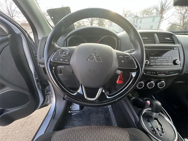 2017 Mitsubishi Outlander Sport 2.0 ES, available for sale in Stratford, Connecticut | Wiz Leasing Inc. Stratford, Connecticut 2017 Mitsubishi Outlander Sport 2.0 ES, available for sale in Stratford, Connecticut | Wiz Leasing Inc. Stratford, Connecticut