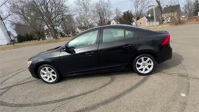 2014 Volvo S60 T5, available for sale in Stratford, Connecticut | Wiz Leasing Inc. Stratford, Connecticut 2014 Volvo S60 T5, available for sale in Stratford, Connecticut | Wiz Leasing Inc. Stratford, Connecticut