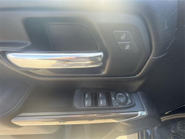 2019 Chevrolet Silverado 1500 LT, available for sale in Stratford, Connecticut | Wiz Leasing Inc. Stratford, Connecticut 2019 Chevrolet Silverado 1500 LT, available for sale in Stratford, Connecticut | Wiz Leasing Inc. Stratford, Connecticut