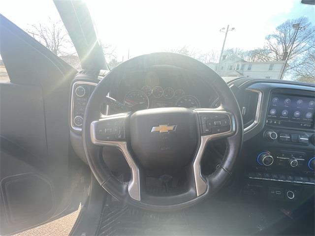 2019 Chevrolet Silverado 1500 LT, available for sale in Stratford, Connecticut | Wiz Leasing Inc. Stratford, Connecticut 2019 Chevrolet Silverado 1500 LT, available for sale in Stratford, Connecticut | Wiz Leasing Inc. Stratford, Connecticut