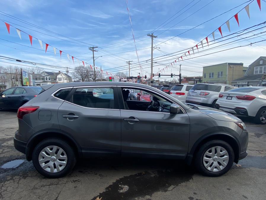 Used Nissan Rogue Sport AWD S 2017 | CT Auto. Bridgeport, Connecticut Used Nissan Rogue Sport AWD S 2017 | CT Auto. Bridgeport, Connecticut