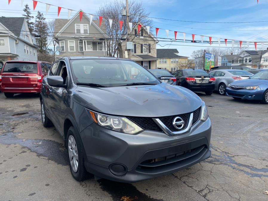 Used Nissan Rogue Sport AWD S 2017 | CT Auto. Bridgeport, Connecticut Used Nissan Rogue Sport AWD S 2017 | CT Auto. Bridgeport, Connecticut