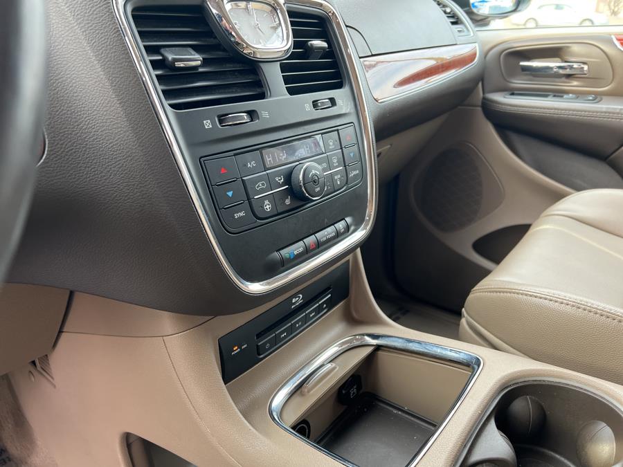 2014 Chrysler Town & Country 4dr Wgn Touring-L, available for sale in Lodi, New Jersey | Route 46 Auto Sales Inc. Lodi, New Jersey 2014 Chrysler Town & Country 4dr Wgn Touring-L, available for sale in Lodi, New Jersey | Route 46 Auto Sales Inc. Lodi, New Jersey
